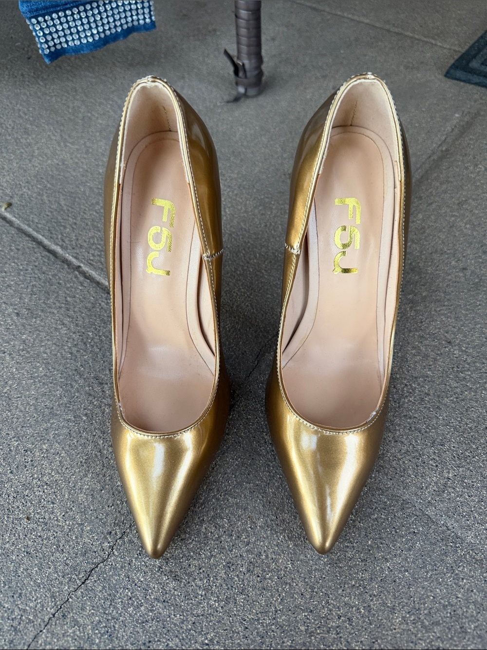 FSJ Gold Pointed-Toe Stiletto Pumps
